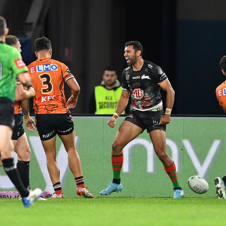 Try and mighty: Johnston sets new record in Rabbitohs rout