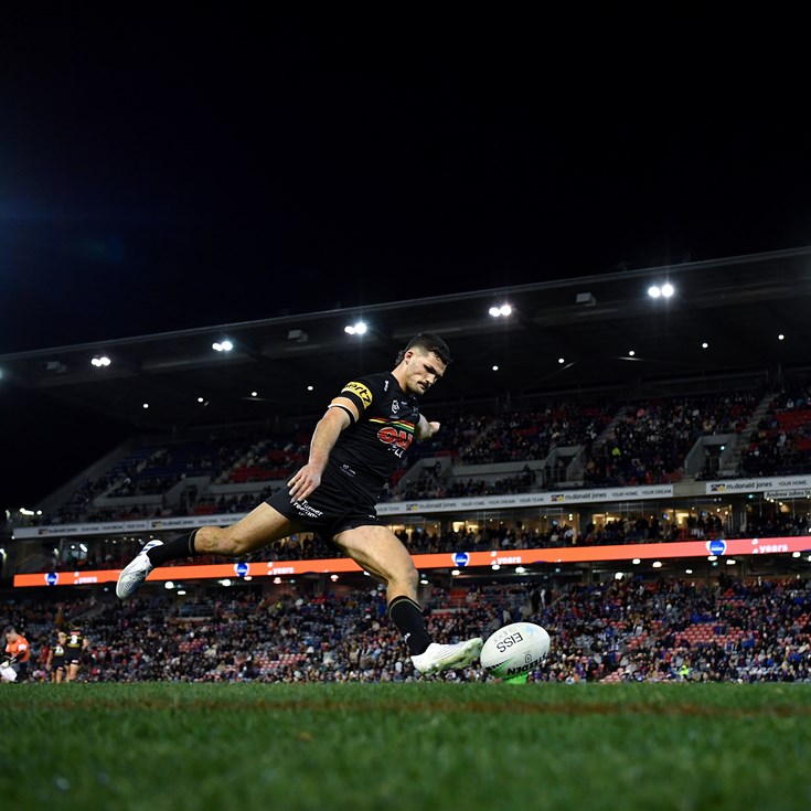 How are goal-kickers affected by scoreboard pressure?