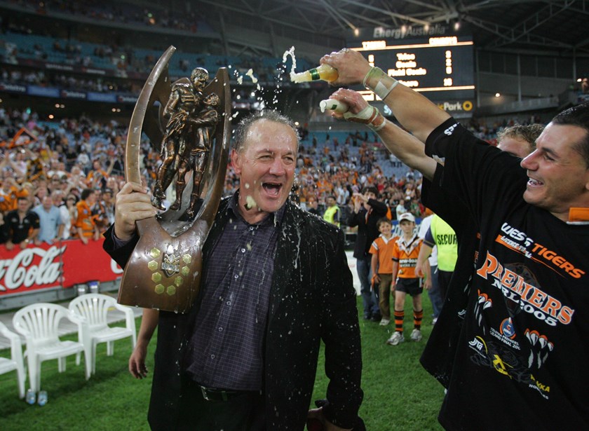Sheens celebrates the Wests Tigers Premiership in 2005