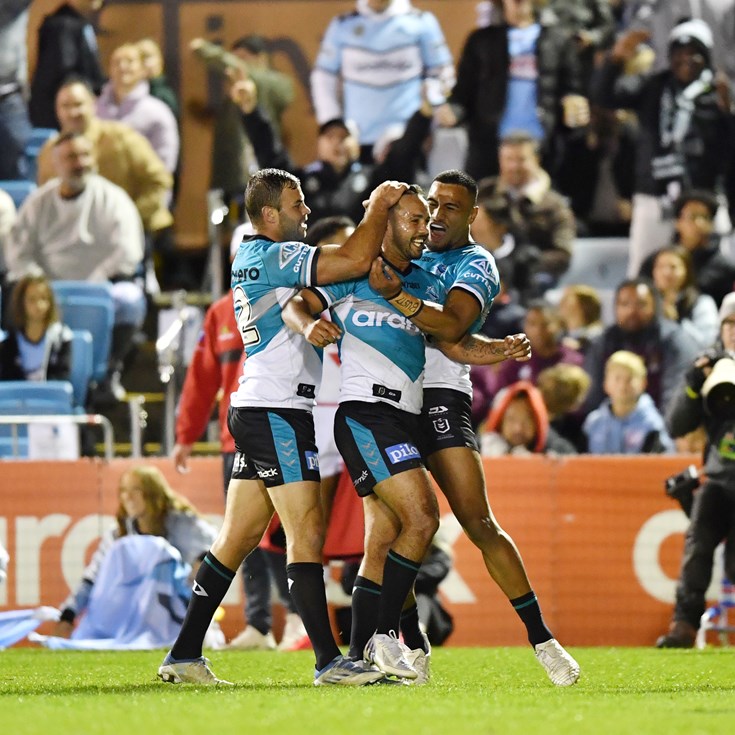 Sharks hold off Dragons to climb to third on ladder