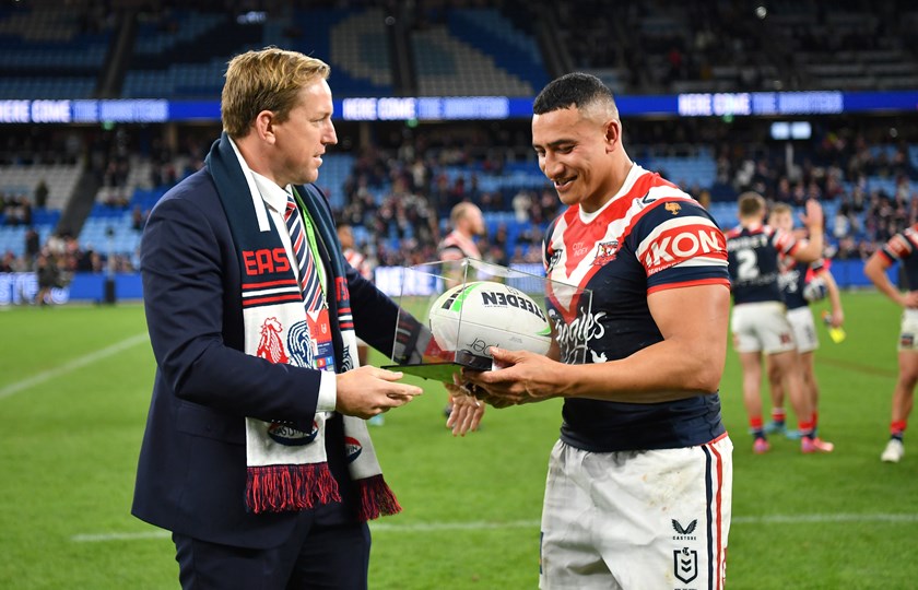 Siosiua Taukeiaho with Roosters legend Mitchell Aubusson.