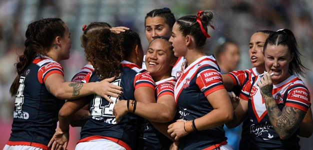 Roosters outclass Titans to claim top spot