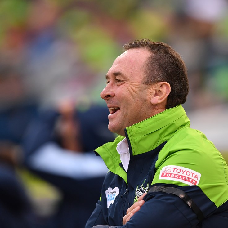 Raiders extend Ricky Stuart as coach until 2025