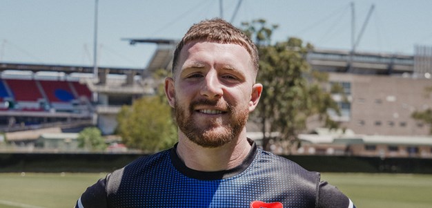 Hastings says best still to come after joining Knights