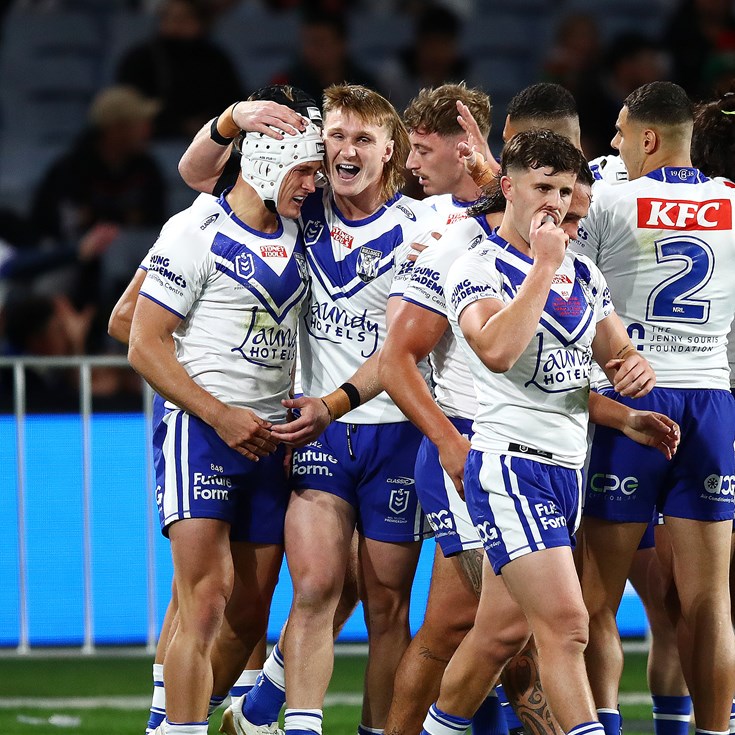 Sexton sizzles in club debut as Dogs beat Rabbitohs