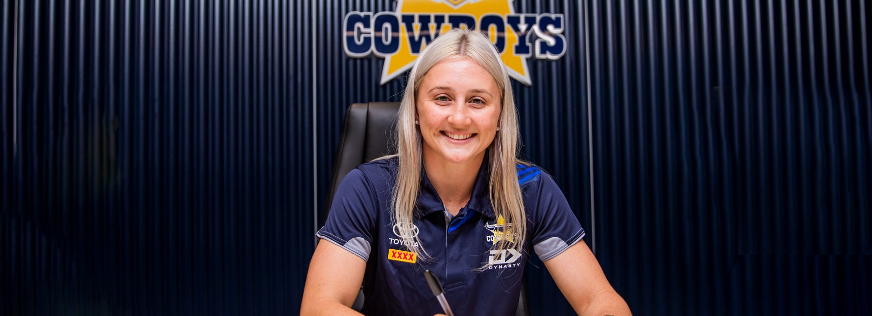Emma Manzelmann was the first player to sign with the Cowboys in the NRLW.