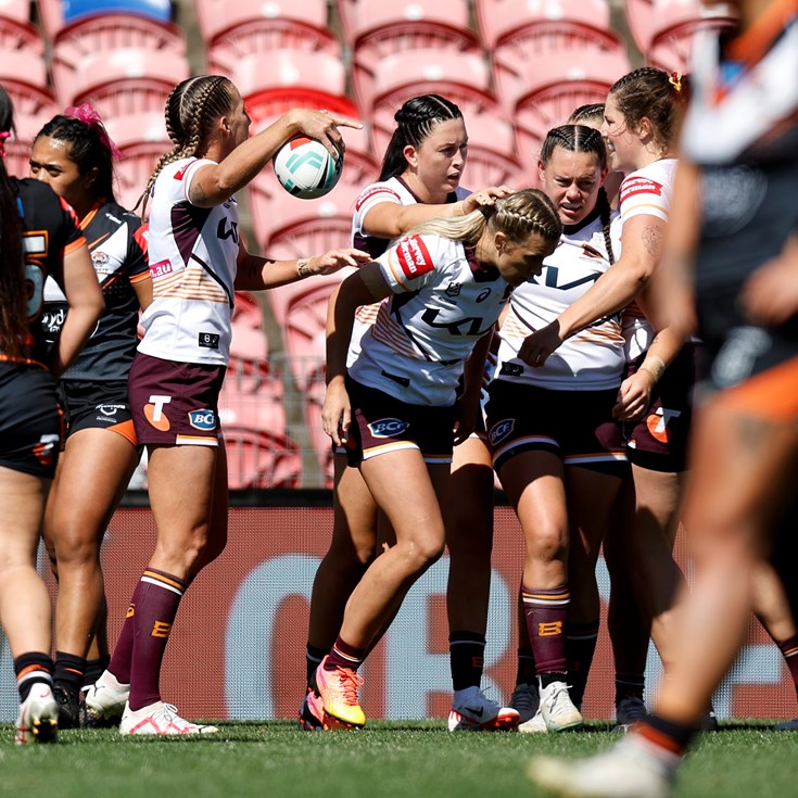 Ciesiolka strikes late to get Broncos home over Wests Tigers
