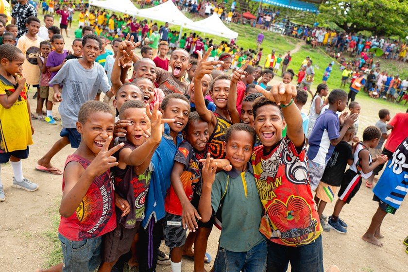 About 2000 fans turned up to a Fiji coaching clinic to see the Bati stars