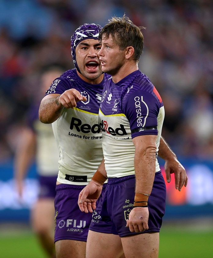 Jahrome Hughes and Storm captain Harry Grant discuss tactics.