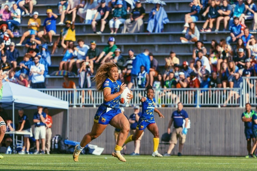 Liz Tafuna in action for Golden State Retrievers in the Premier Rugby 7s competition.