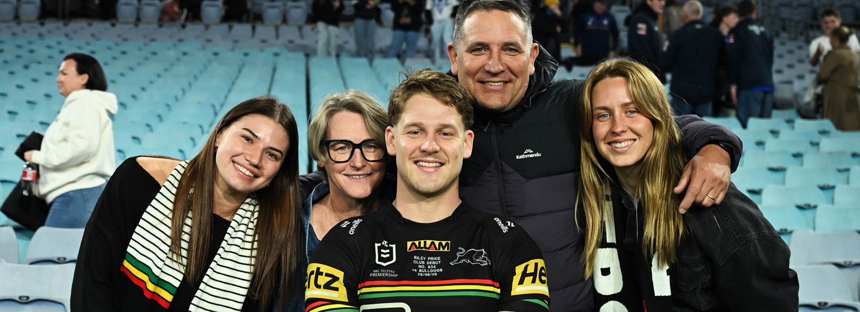 Price returning to Auckland on two-year contract