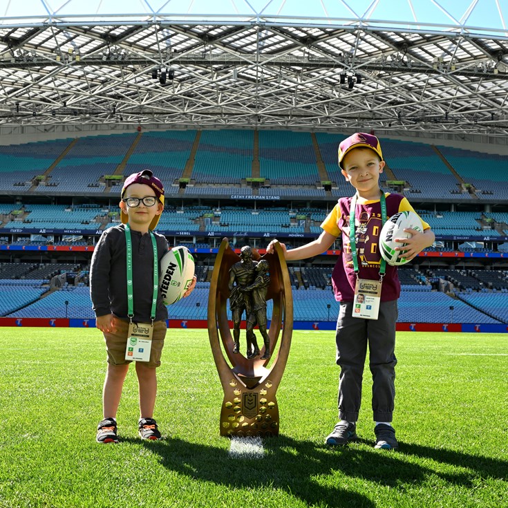 Wish upon a star: Ashton meets the Broncos at Accor