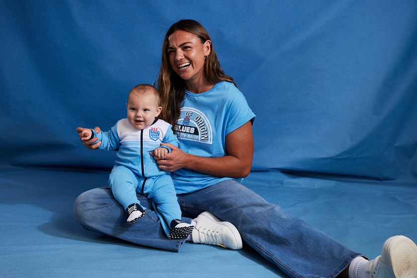Millie Elliott with daughter Gigi at a photo shoot for new season Best & Less State of Origin official fan gear.