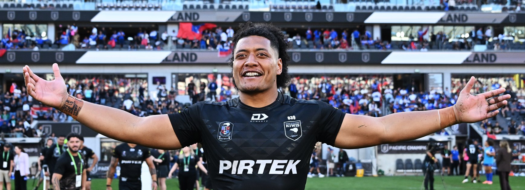 Black and Whyte situation: No mates once we hit the world stage