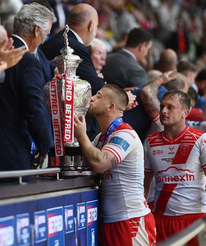 Mikey Lewis is aiming to help bring more silverware to Hull KR after winning the 2025 Challenge Cup.