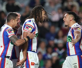 As it happened: Knights stun Warriors to set up Penrith showdown