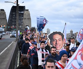 Fans launch Grand Final Week with Harbour Bridge march