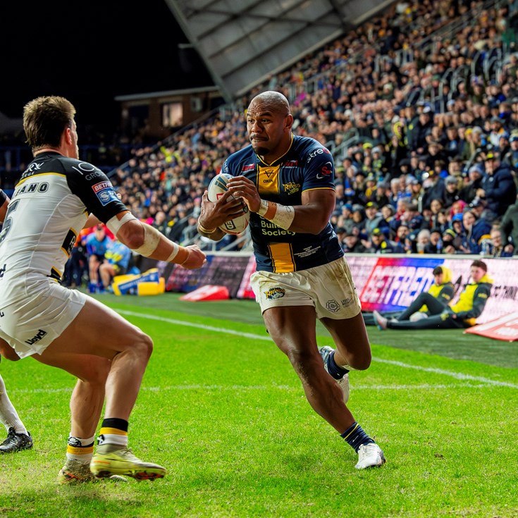 Next stop, Vegas: Maika makes a bird of it as Leeds tune up in style