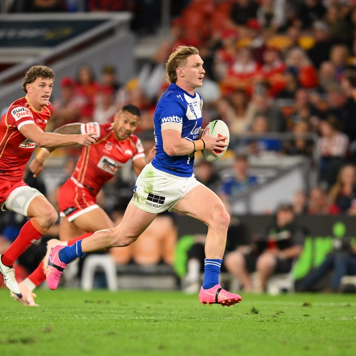 Thursday night footy: Dolphins surge to lead Bulldogs