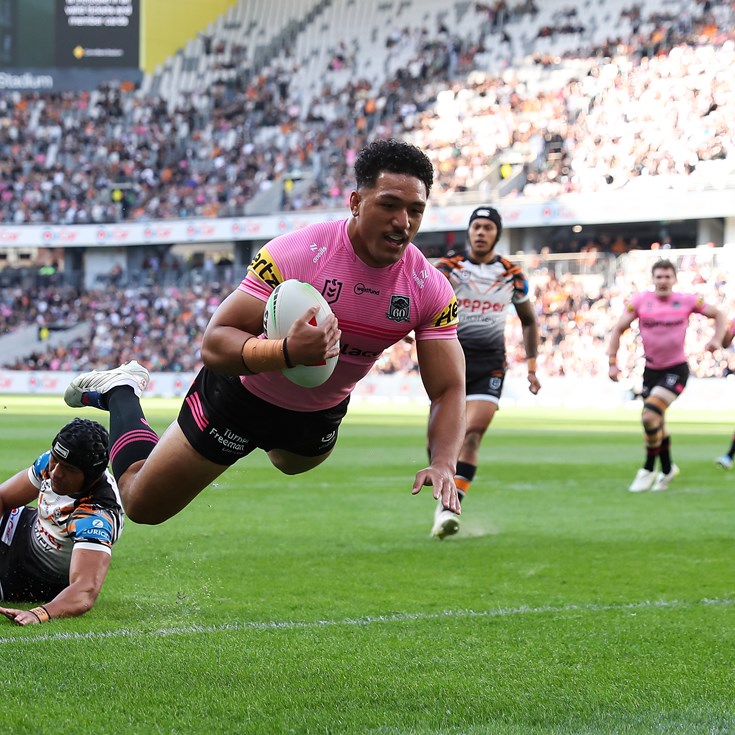 Sunday arvo footy: Wests Tigers v Panthers; Sharks v Dragons