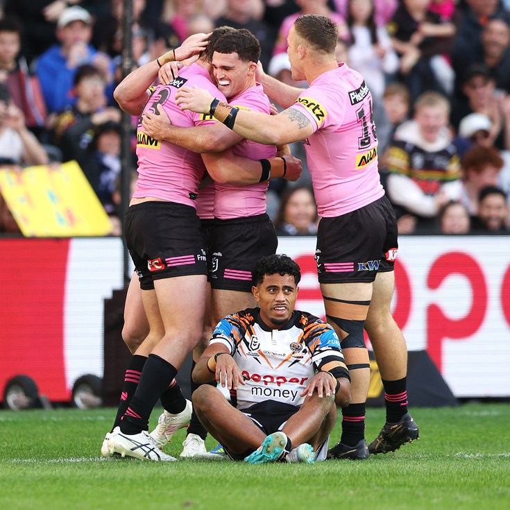 Sunday arvo footy: Panthers outgun Tigers; Sharks v Dragons