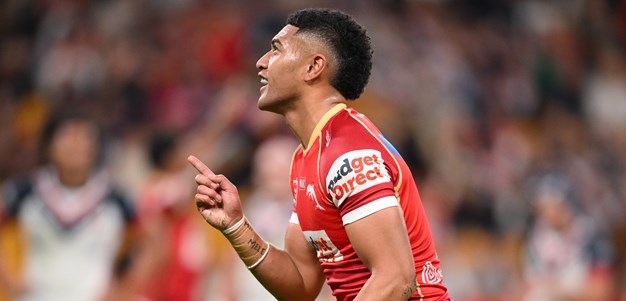 Friday night lights: Dolphins v Roosters