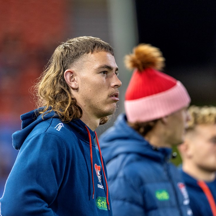 Friday night footy: Knights v Dragons