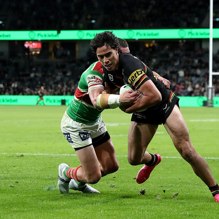 Friday night footy: Panthers v Rabbitohs