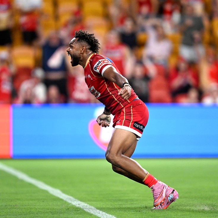 As it happened: Hammer inspires Dolphins comeback; Knights dig deep