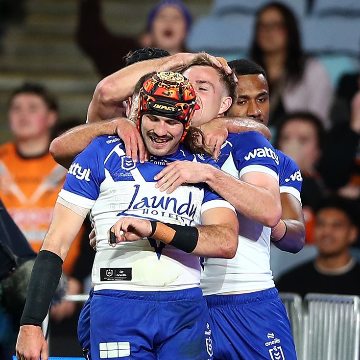 Super Saturday: Bulldogs v Wests Tigers; Warriors deny Dragons; Three straight for Raiders