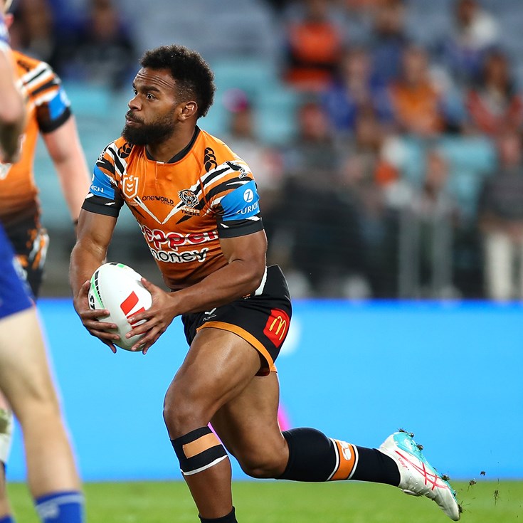 Super Saturday: Bulldogs v Wests Tigers; Warriors deny Dragons; Three straight for Raiders