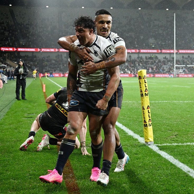 Thursday night blockbuster: Panthers v Broncos