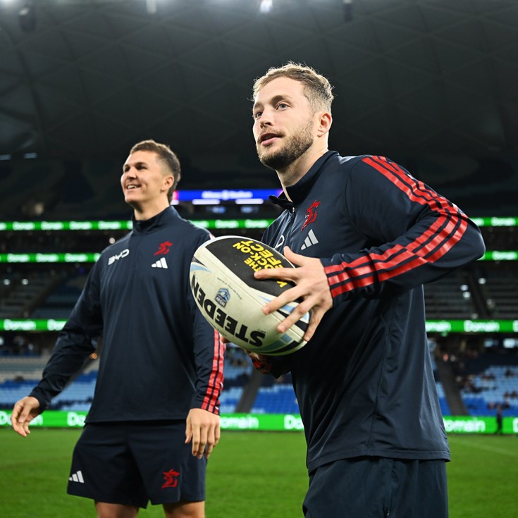 Friday night footy: Roosters v Storm; Sharks pip Knights