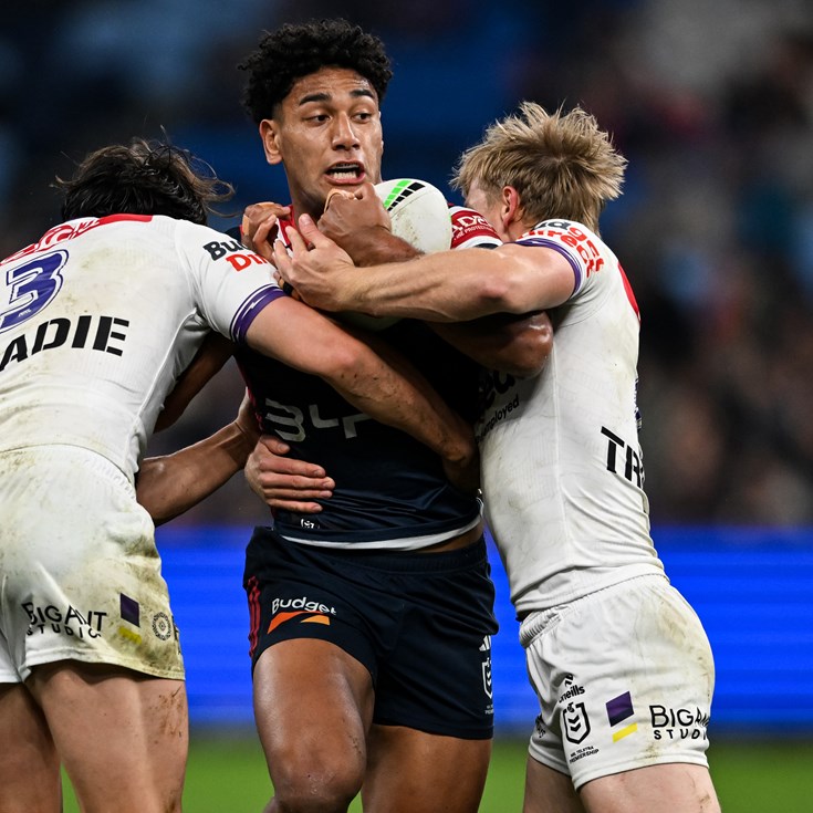 Friday night footy: Roosters v Storm; Sharks pip Knights