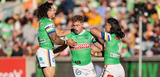 Super Saturday: Raiders run amok; Bulldogs v Warriors; Cowboys v Broncos