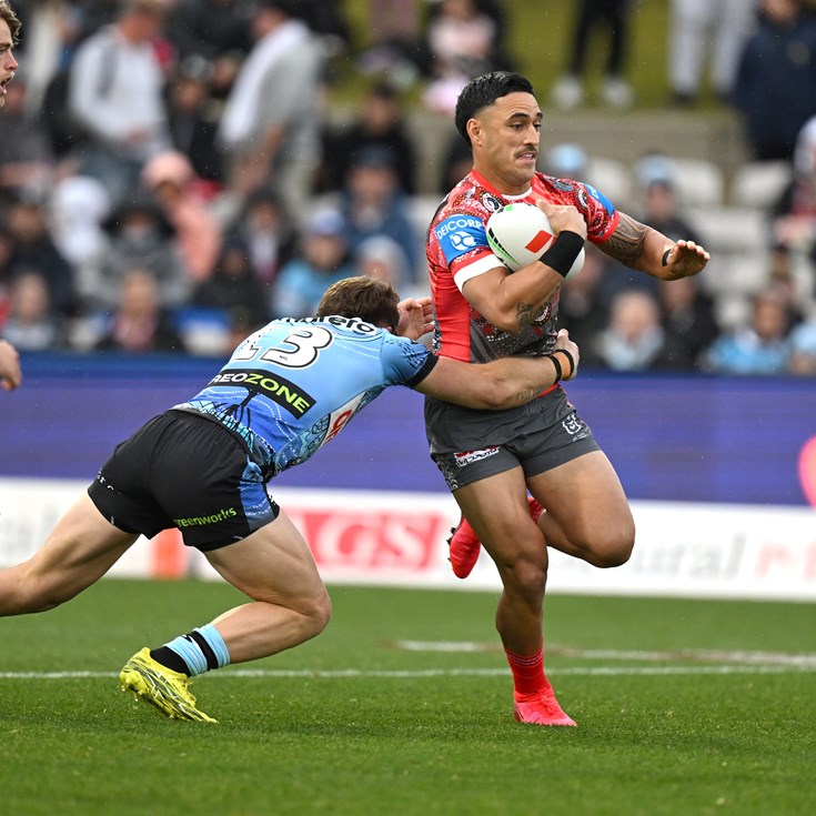 NRL Sunday: Dragons v Sharks; Knights win thriller