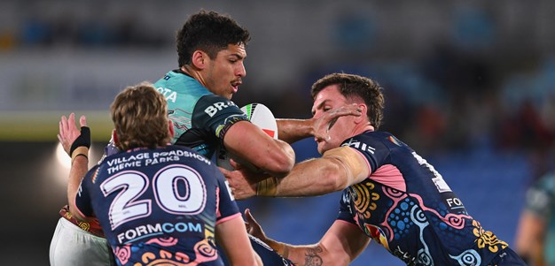 Thursday night footy: Cowboys keeping Titans at bay