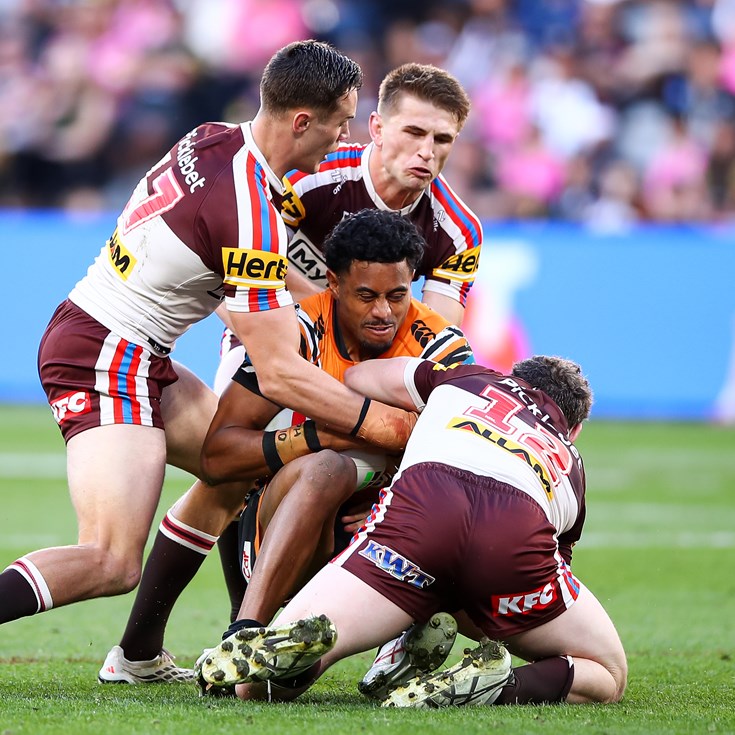 Sunday arvo footy: Panthers v Wests Tigers; Sloan boots Dragons to victory