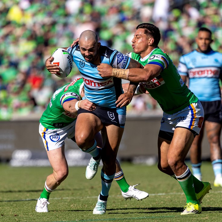 Sunday session: Raiders v Sharks; Titans v Dragons