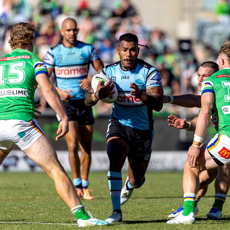 Sunday session: Raiders v Sharks; Titans v Dragons