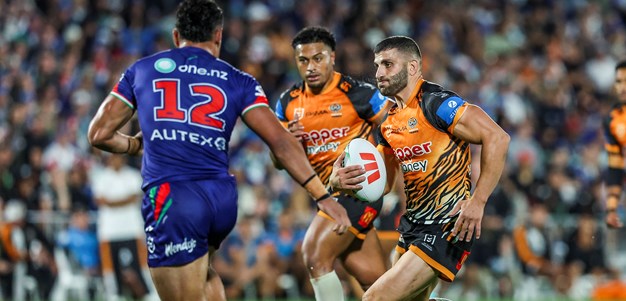 Friday night footy: Warriors v Wests Tigers; Broncos v Dolphins