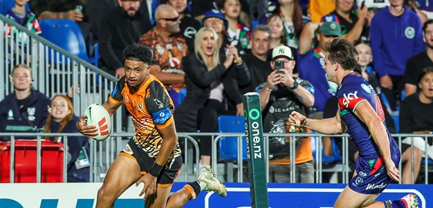 Friday night footy: Warriors v Wests Tigers; Broncos v Dolphins