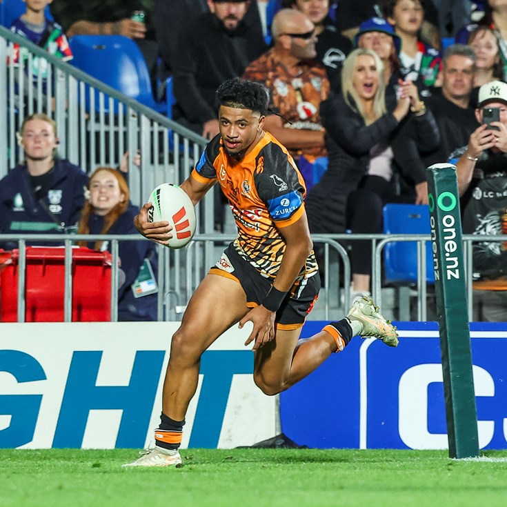 Friday night footy: Warriors v Wests Tigers; Broncos v Dolphins