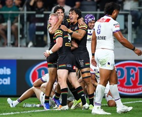 As it happened: Panthers dominate Storm; Rabbitohs topple Bulldogs