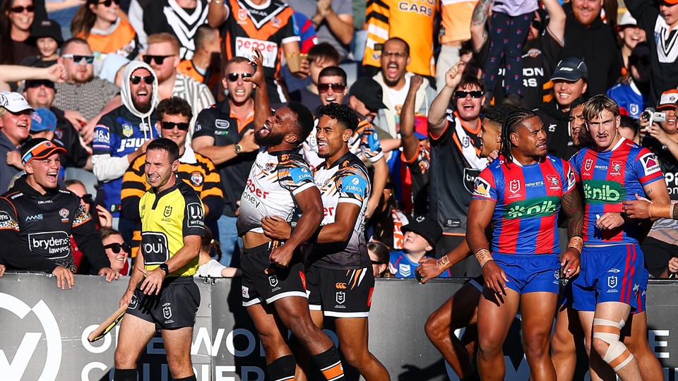 As it happened: Wests Tigers topple Knights; Titans dominate Eels