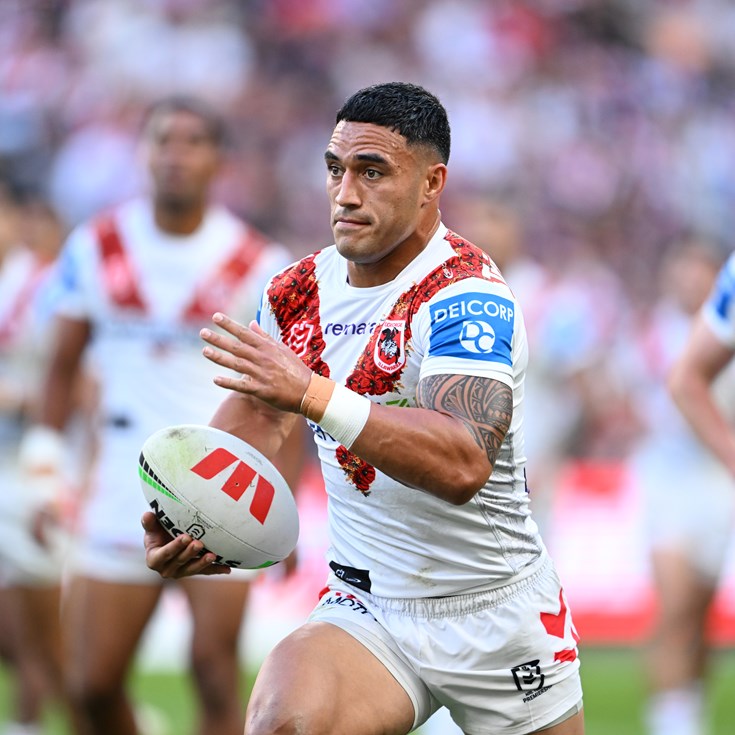 Anzac Day: Roosters dominate first half