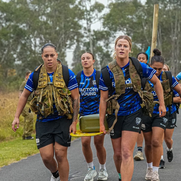 'Comfortable being uncomfortable': Dogs to draw on camp connections