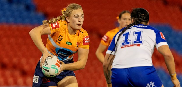 NRLW Saturday: Knights v Bulldogs; Roosters roll on; Sharks salute