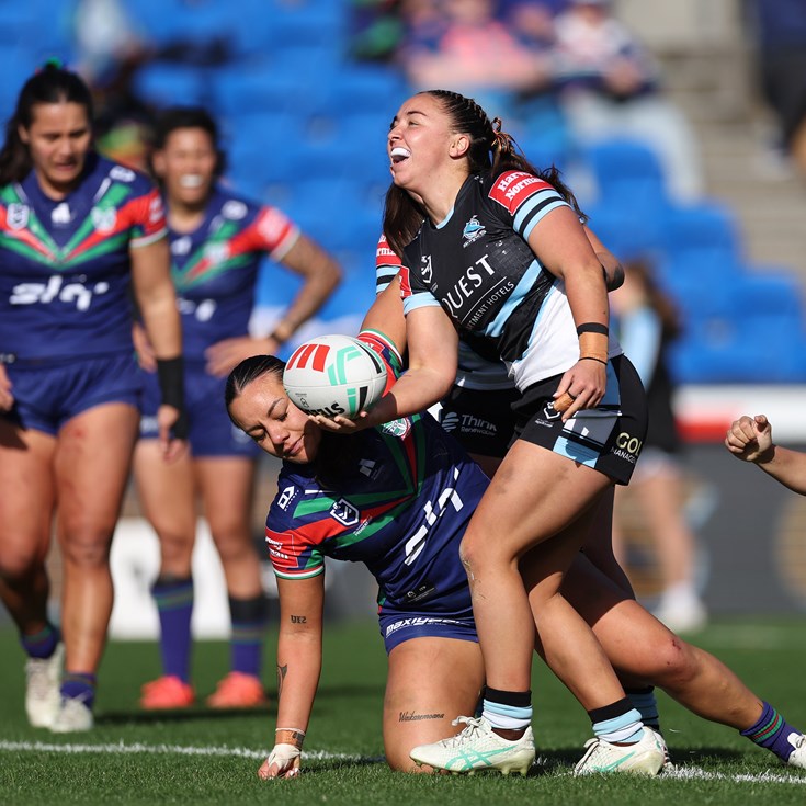 NRLW Saturday: Sharks salute; Cowboys v Roosters; Knights v Bulldogs