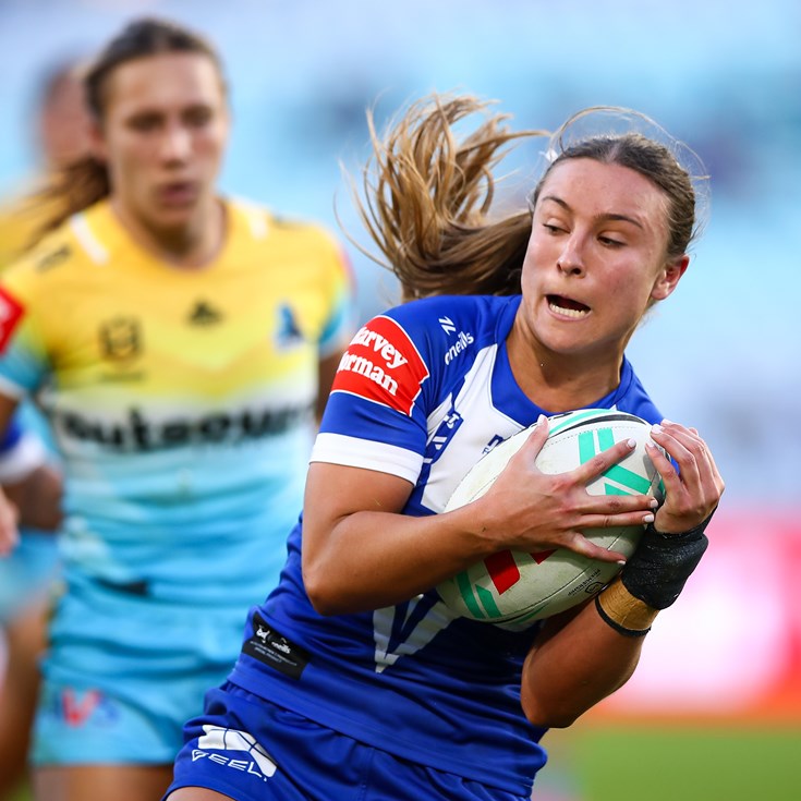 NRLW Saturday: Titans lead Bulldogs; Roosters v Knights; Tigers go 2-0